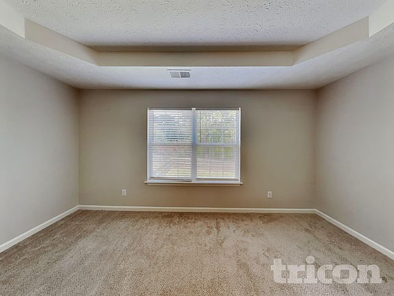 5th image of 2022 Dartmoth Way