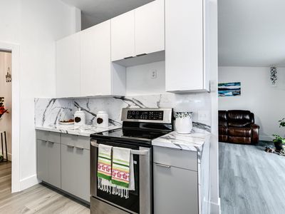 908 S N Street, Lake Worth, FL, 33460