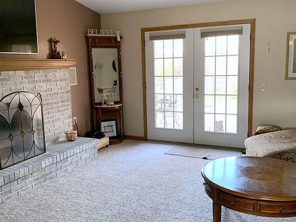 3rd image of 13755 Amanda Dr