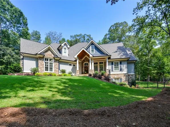 113 Serenity Lake Dr, Alpharetta, GA 30004