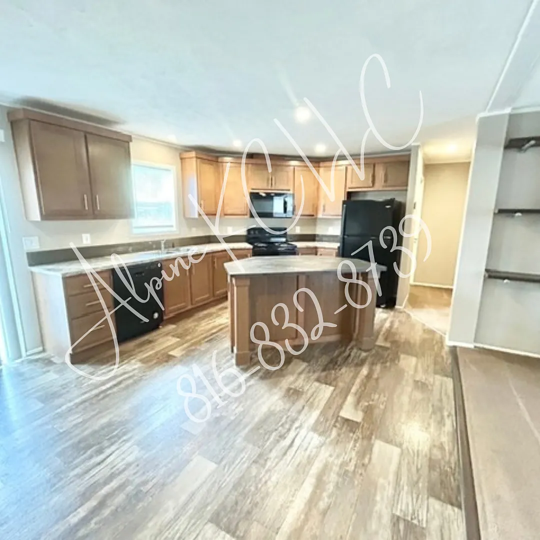 3 bed, 950 sqft, $1,225 — Photo 4