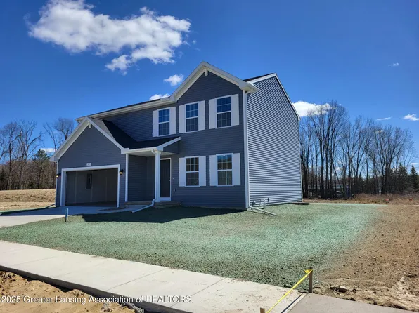 2973 Moccasin Dr, Dewitt, MI 48820