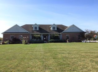 18136 Monroeville Rd, Monroeville, IN 46773