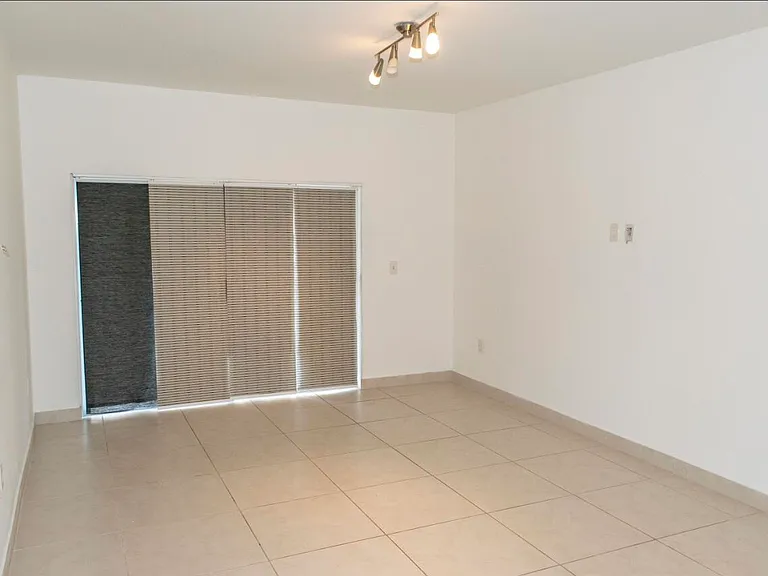 50 SW 3rd Ave #1060 — Photo 11