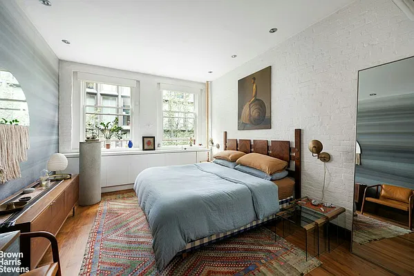 Bedroom, photo 1