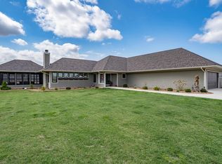 9372 Garman Rd, Leo, IN 46765