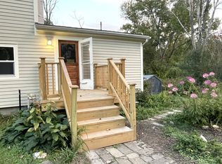 1201 Lanford Ln #1, Castleton On Hudson, NY 12033