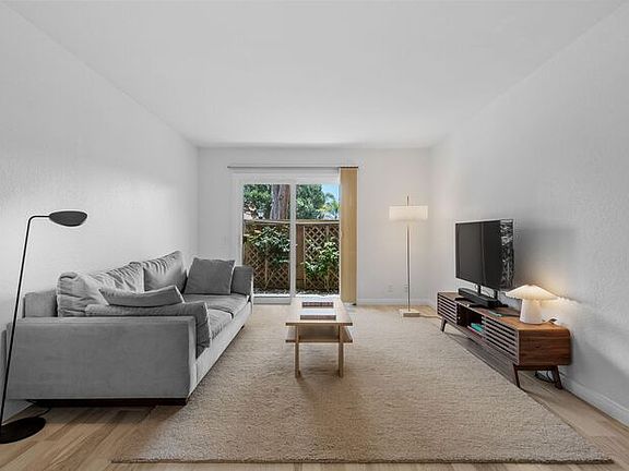 4th image of 4070 Porte La Paz Unit 18