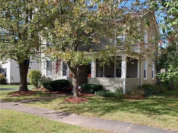 8 Boston Ave, Seneca Falls, NY 13148