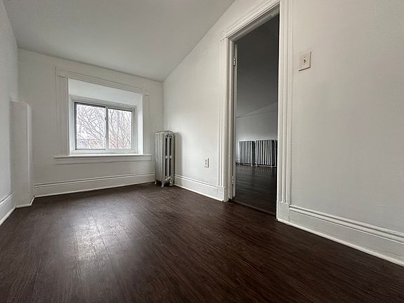 2nd image of 642 Putnam Ave APT 3