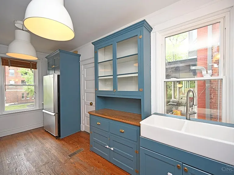 401 McAlpin Ave #A — Photo 6