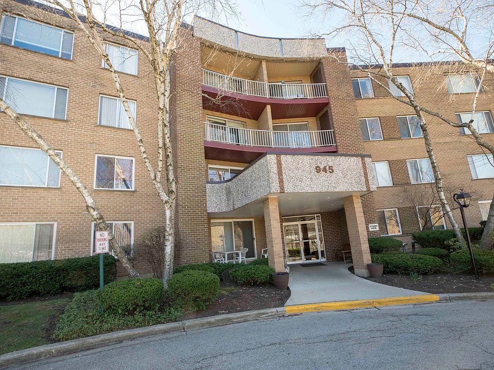 1st image of 945 E Kenilworth Ave Unit 302