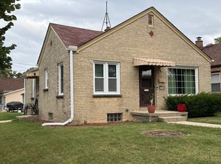 3800 S 52nd St, Milwaukee, WI 53220