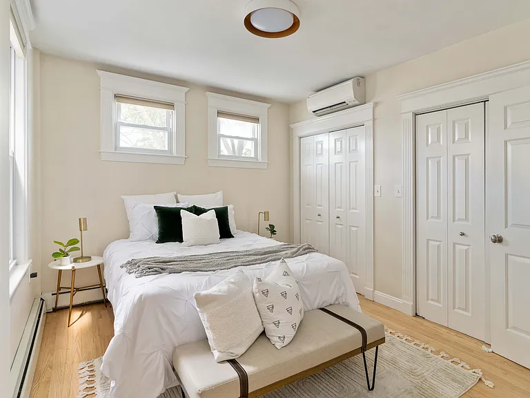 137 P St #2 — Photo 13