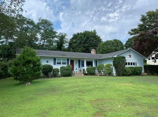 1650 New Suffolk Rd, Cutchogue, NY 11935
