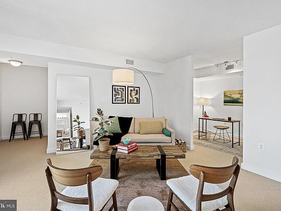 4th image of 2451 Midtown Ave APT 1411
