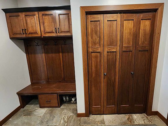 Entryway from garage 