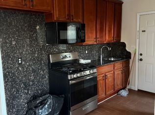 156 Summit Ave APT 2R, Jersey City, NJ 07304