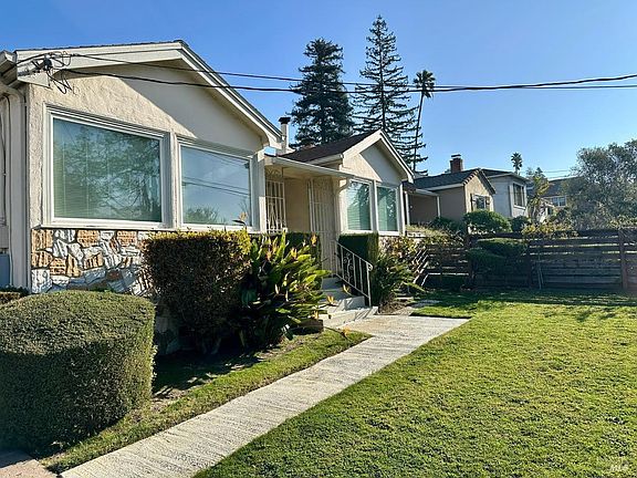 4th image of 7512 Sunkist Drive