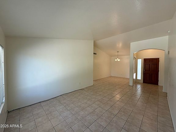 4th image of 505 W Sereno Dr