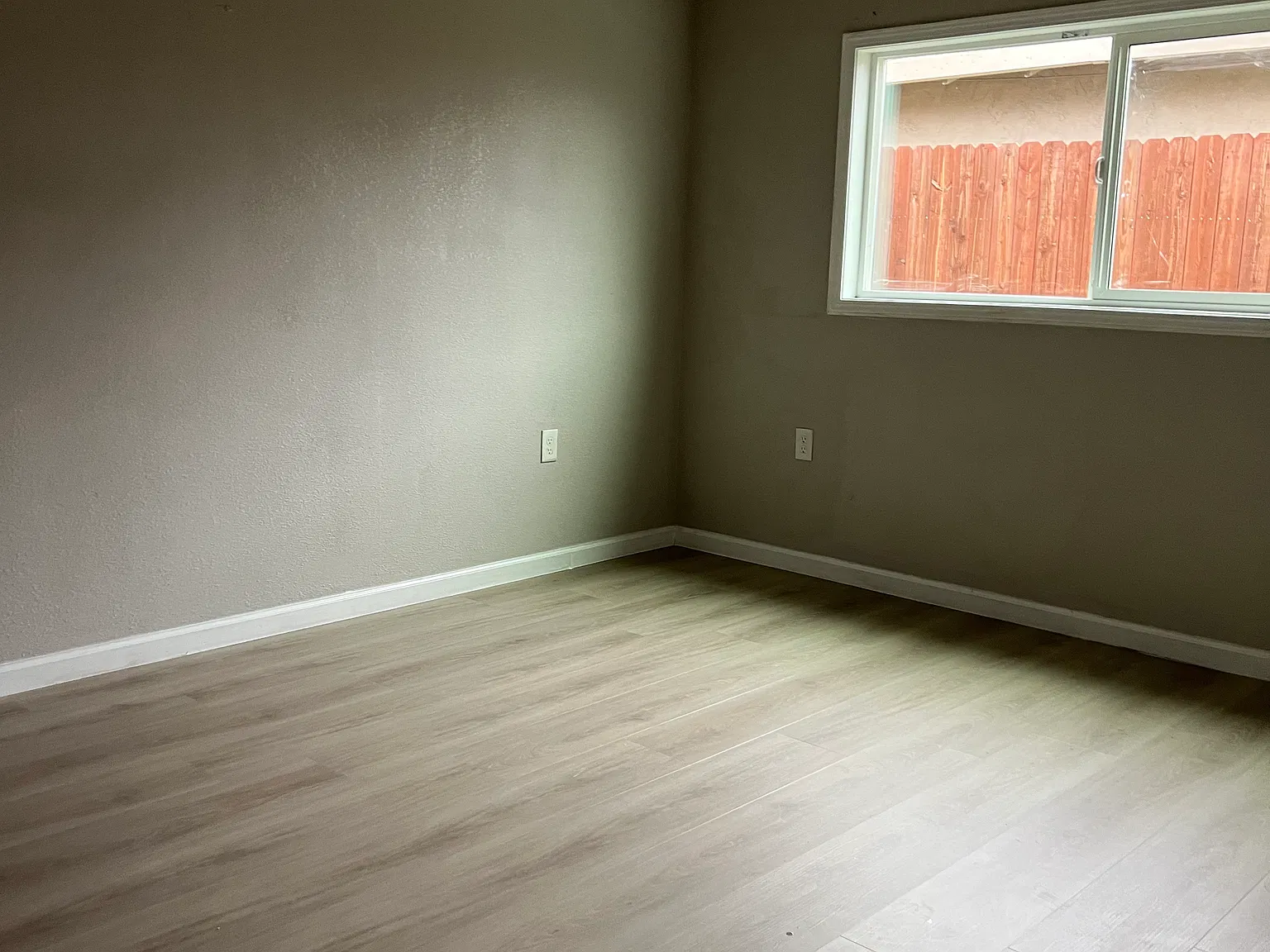 7914 Diana Marie Dr — Photo 2