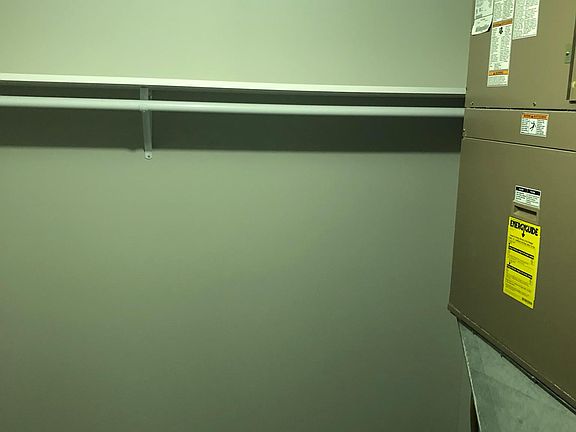 5th image of 614 Englewood Ave #2