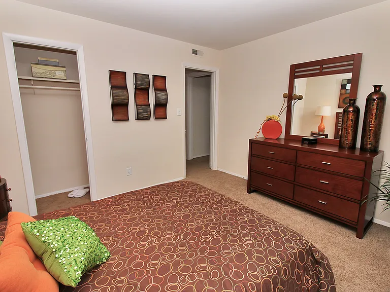 401 Turlington Rd — Photo 11