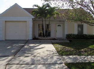 12111 76th St, Largo, FL 33773