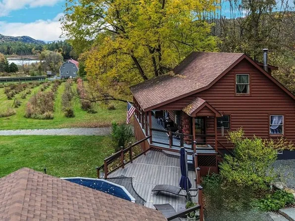 1528 VT Route 30 S, Poultney, VT 05764