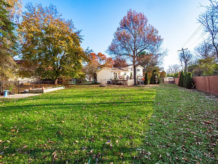 1655 Keats Ct — Photo 41