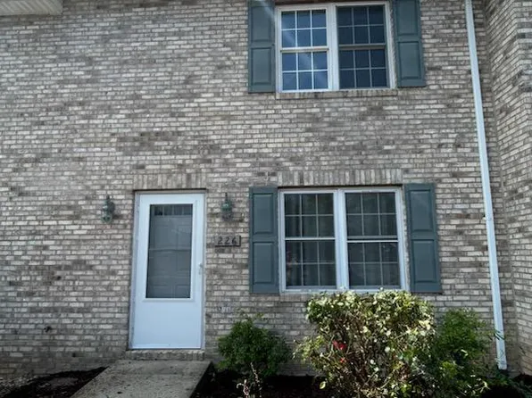 226 Waterbrook Ct, Woodstock, VA 22664