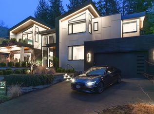 4528 Skyline Dr, North Vancouver, BC V7R 3H1