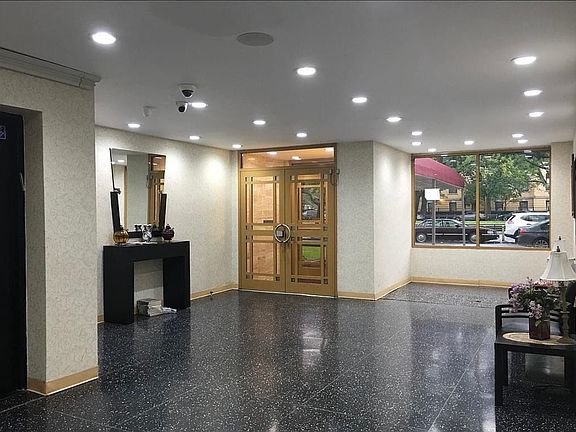 2nd image of 2610 Ocean Pkwy APT 3D