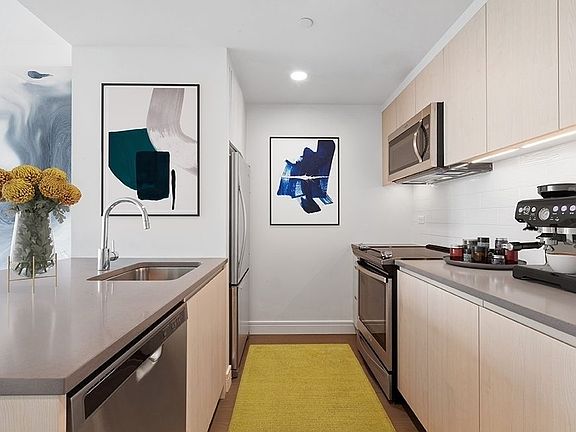 3rd image of 2719 44th Dr APT 11A