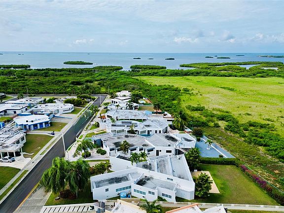 3rd image of . VILLAS DE BAHIA #D-7