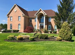 4 Windy Acres Dr, Sewell, NJ 08080