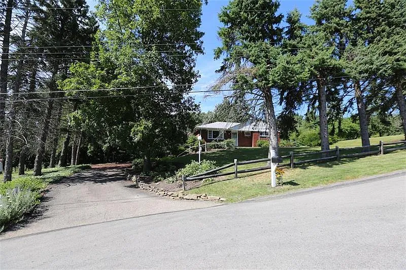 306 McCoy Place Rd photo 1