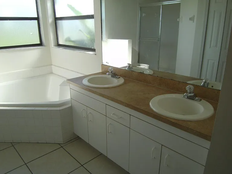 Mast bath Double sink/tub