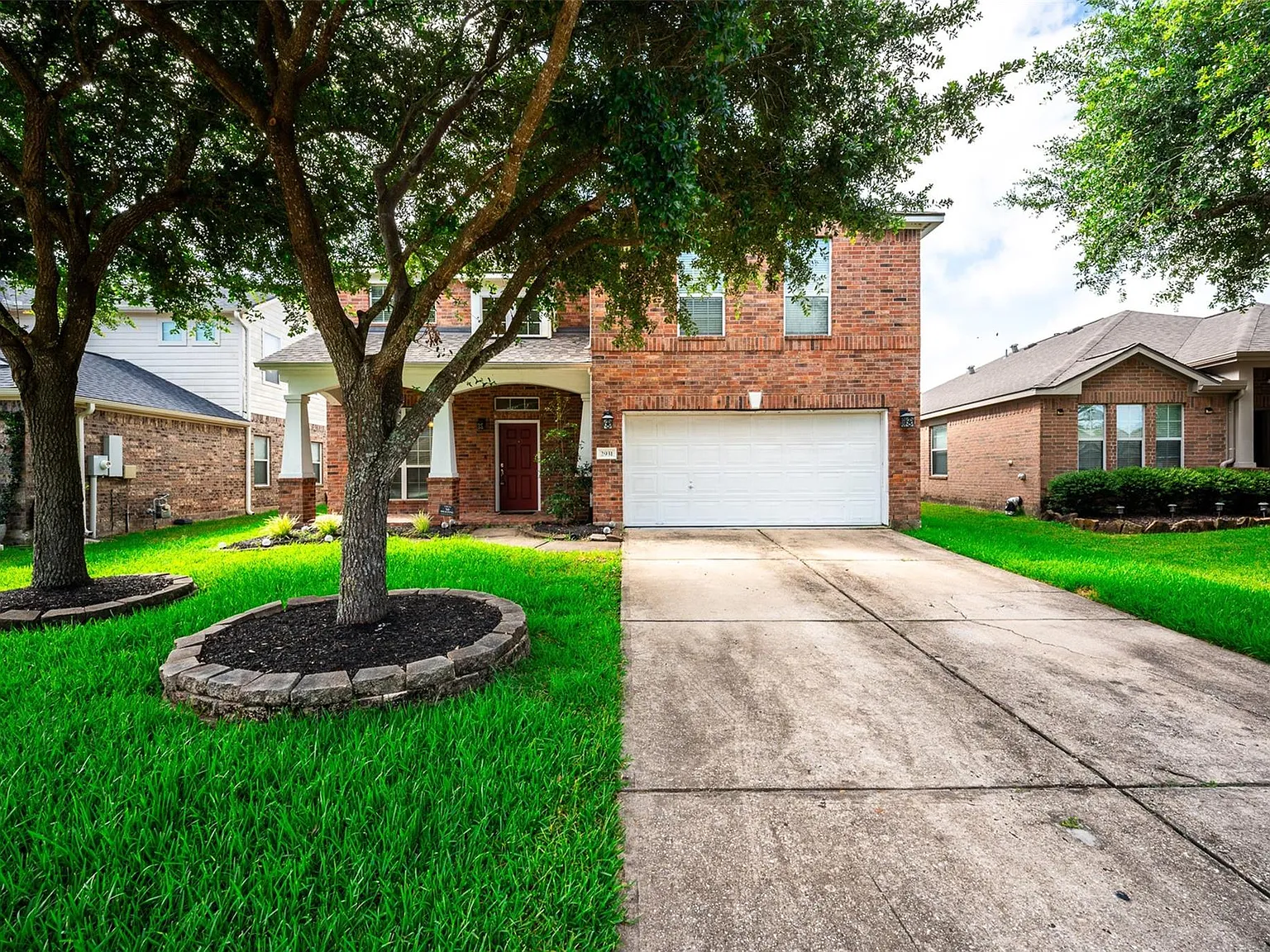 4 bed, 2.5 bath, 2769 sqft, $3,175 — Photo 1