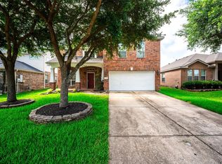 2931 Silver Landing Ln, Dickinson, TX 77539