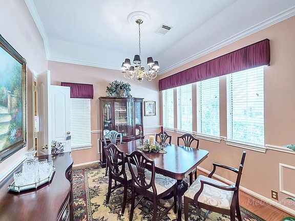 5th image of 214 Owens Park Dr