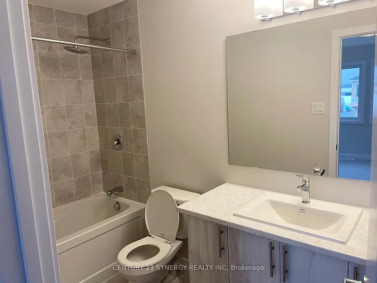 516 Oldenburg Ave S — Photo 10