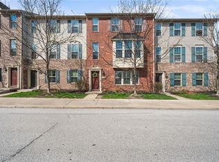 1410 Hopkins Ave, Lakewood, OH