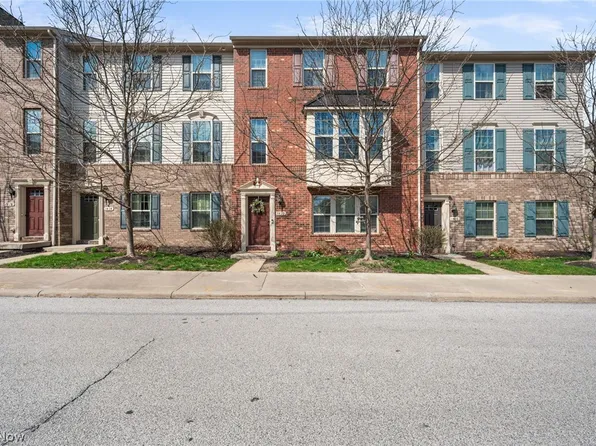 1410 Hopkins Ave, Lakewood, OH 44107