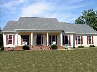 144 Otter Ln, Scottsville, VA 24590