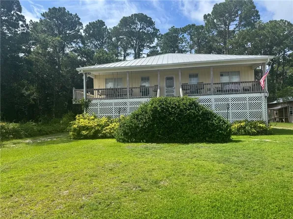 123 Bienville Blvd, Dauphin Island, AL 36528