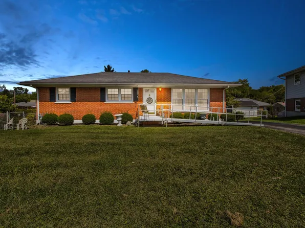 104 Ginger Ct, Winchester, KY 40391