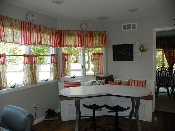 4th image of 59 White Oak Dr