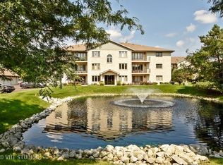 6650 183rd St APT 1B, Tinley Park, IL