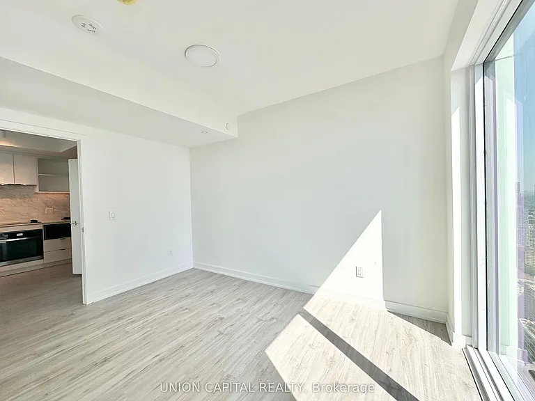 252 Church St #5511 — Photo 9